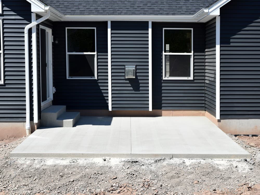 Patios acogedores y funcionales con Revestimientos, Pinturas y Decoraciones Tembra, S.L.